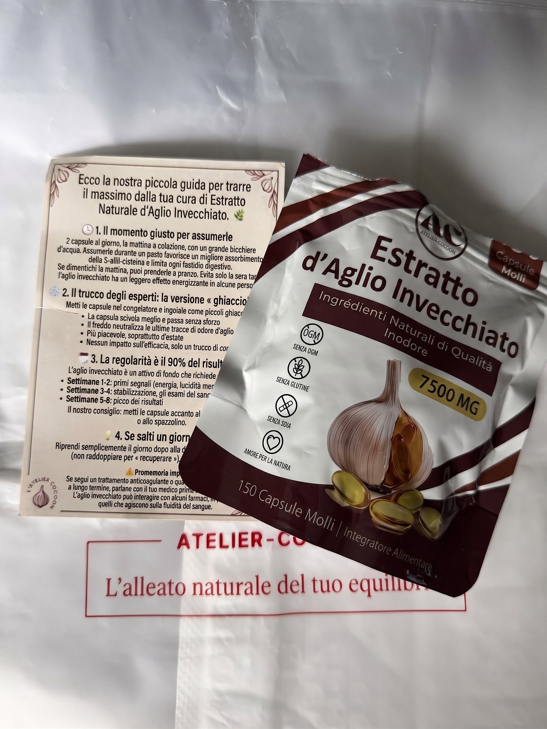 Confezione di Estratto d'Aglio Invecchiato con la guida della cura inclusa nel pacco Immagine